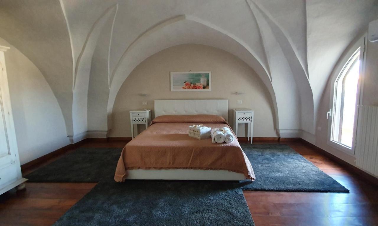 Palazzo Novecento Hotel Ugento Luaran gambar